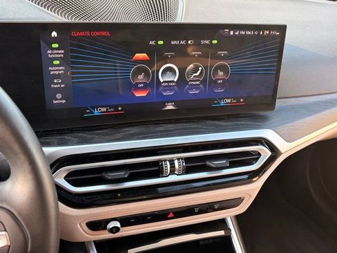 Used 2023 BMW i4 eDrive40 RWD image 17