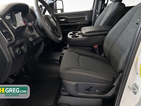 Used 2025 RAM 2500 Big Horn AWD/4WD image 7