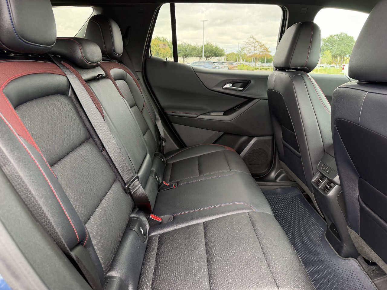 Certified 2026 Chevrolet Equinox RS w/ Convenience Package III FWD image 26