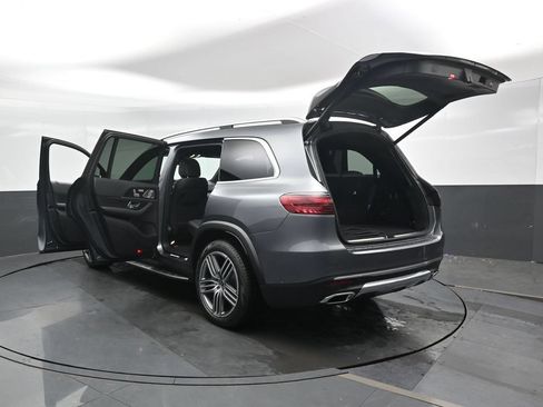 Used 2024 Mercedes-Benz GLS 450 4MATIC image 51