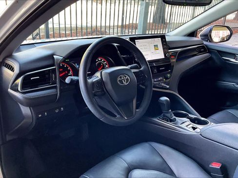 Used 2023 Toyota Camry XSE image 17