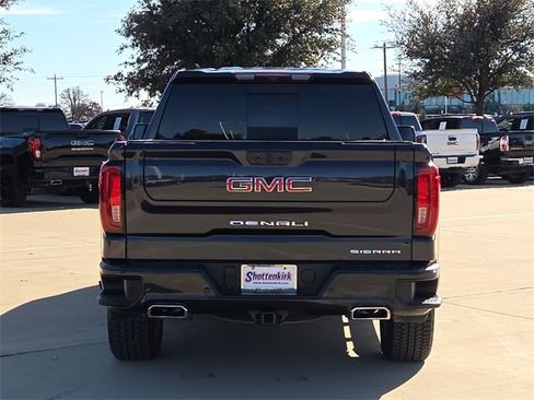 Used 2022 GMC Sierra 1500 Denali image 8