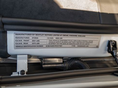 Used 2024 Bentley Continental GT image 32