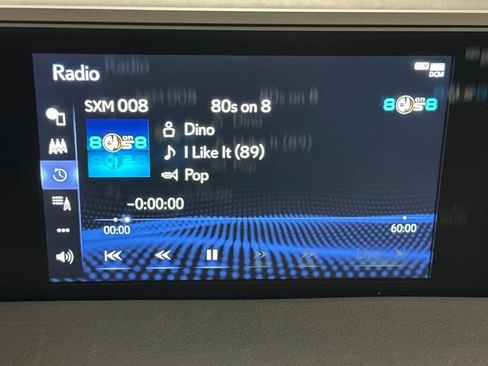 Used 2022 Lexus UX 250h image 18