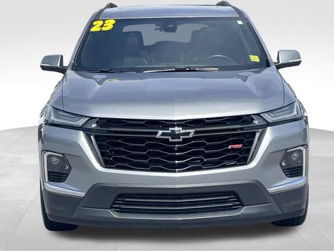 Used 2023 Chevrolet Traverse RS w/ LPO, Floor Liner Package AWD/4WD image 9