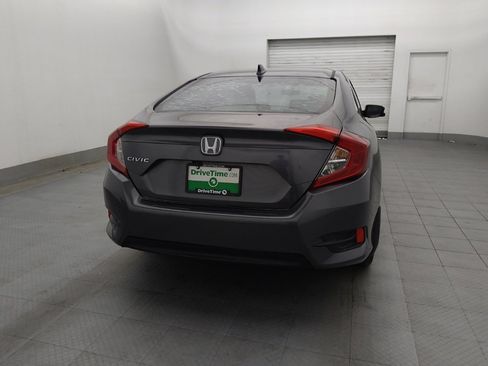 Used 2018 Honda Civic EX image 7