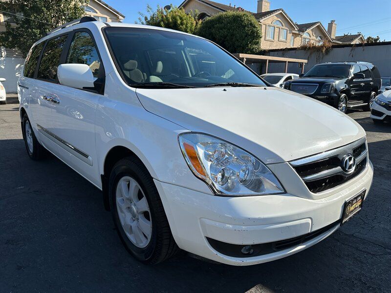 Used 2008 Hyundai Entourage GLS FWD image 3