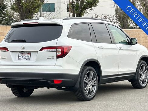 Certified 2022 Honda Pilot Sport image 4