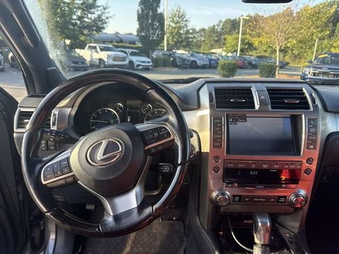 Used 2021 Lexus GX 460 Premium w/ Premium Package AWD/4WD image 5