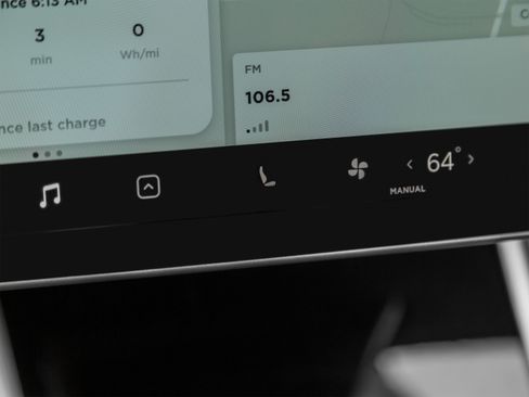 Used 2021 Tesla Model Y Long Range AWD/4WD image 48