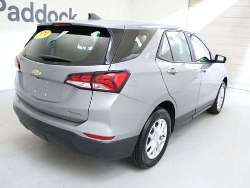 Used 2024 Chevrolet Equinox LS FWD image 8