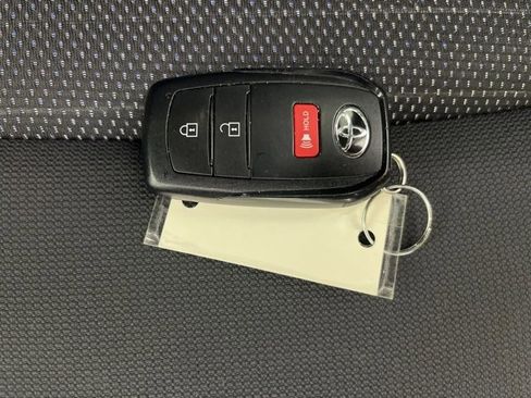 Certified 2024 Toyota Corolla Cross SE image 16