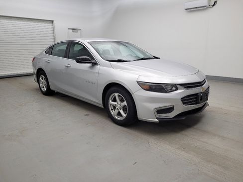 Used 2018 Chevrolet Malibu LS image 11