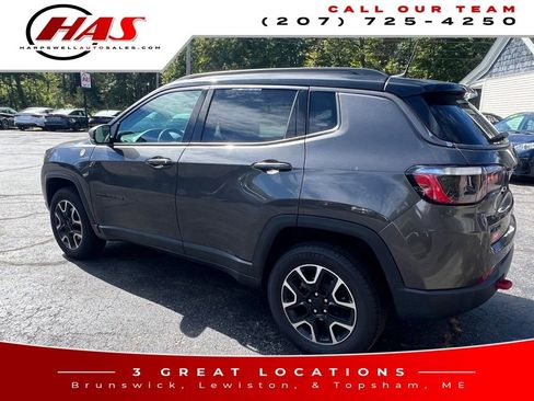 Used 2021 Jeep Compass Trailhawk image 4