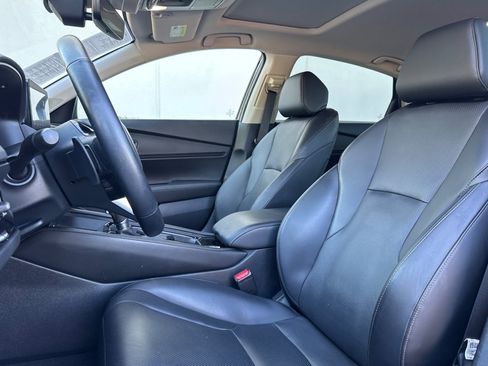 Used 2024 Honda Accord Touring image 5
