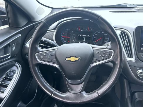 Used 2020 Chevrolet Malibu RS FWD image 12