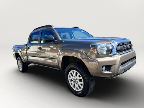 Used 2012 Toyota Tacoma 4x4 Double Cab w/ SR5 Pkg image 13