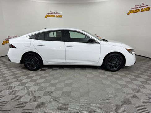 New 2026 Nissan Sentra SV w/ SV Convenience Package image 7