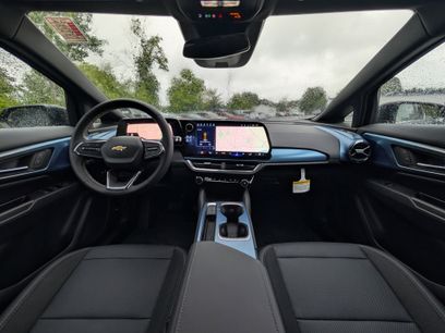New 2025 Chevrolet Equinox EV LT
