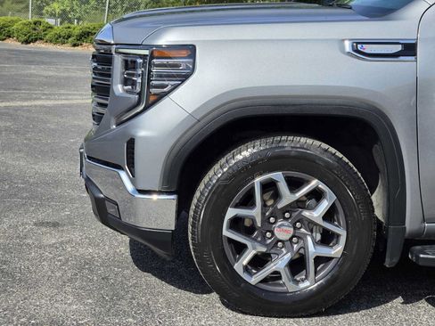 Certified 2023 GMC Sierra 1500 SLT RWD image 7