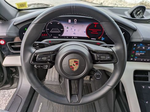 Used 2024 Porsche Taycan Base image 10