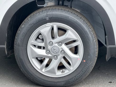New 2026 Hyundai Venue SE FWD image 24