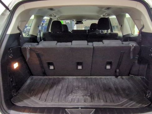Certified 2023 Subaru Ascent 8-Passenger image 14