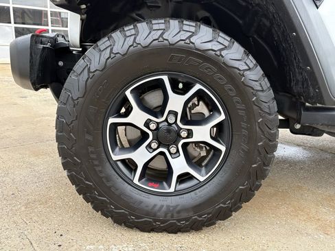 Used 2021 Jeep Wrangler Rubicon AWD/4WD image 9