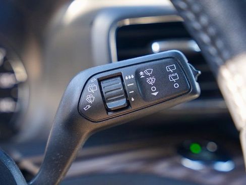 Used 2021 Ford Explorer Limited w/ Equipment Group 301A image 28