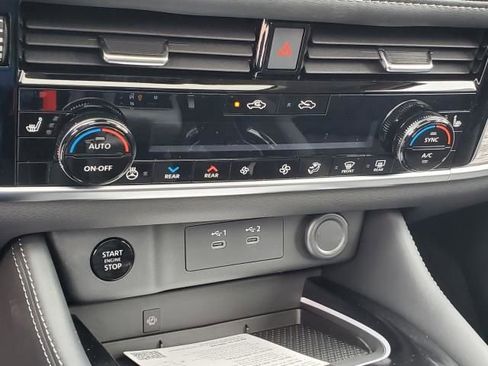 New 2026 Nissan Rogue Platinum w/ Platinum Premium Package image 27