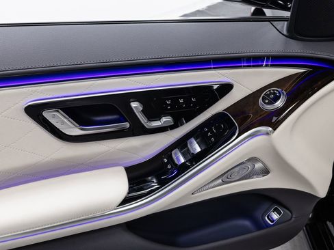 Certified 2026 Mercedes-Benz S 580 4MATIC Sedan image 6
