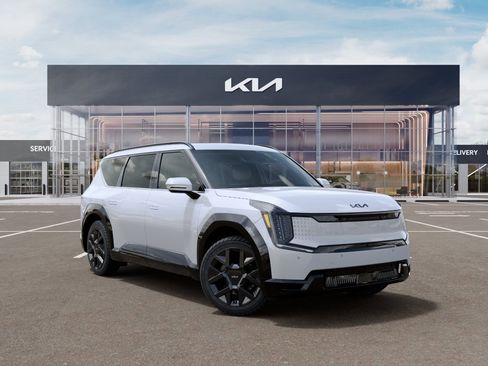 New 2026 Kia EV9 Land w/ Nightfall Edition Package AWD/4WD image 8