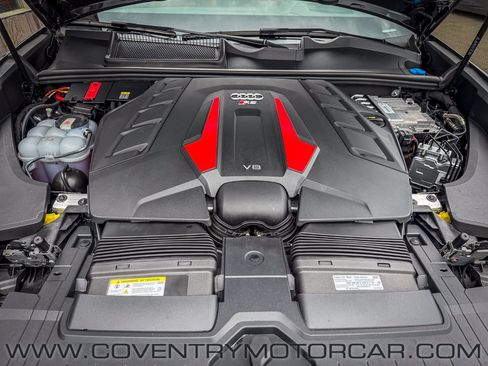 Used 2024 Audi RS Q8 AWD/4WD image 16