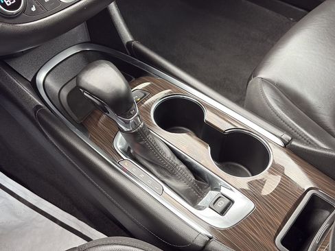 Certified 2024 Chevrolet Malibu LT image 24