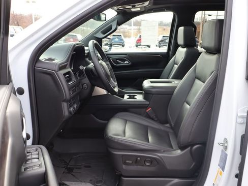 Used 2023 Chevrolet Suburban Z71 w/ Luxury Package image 15