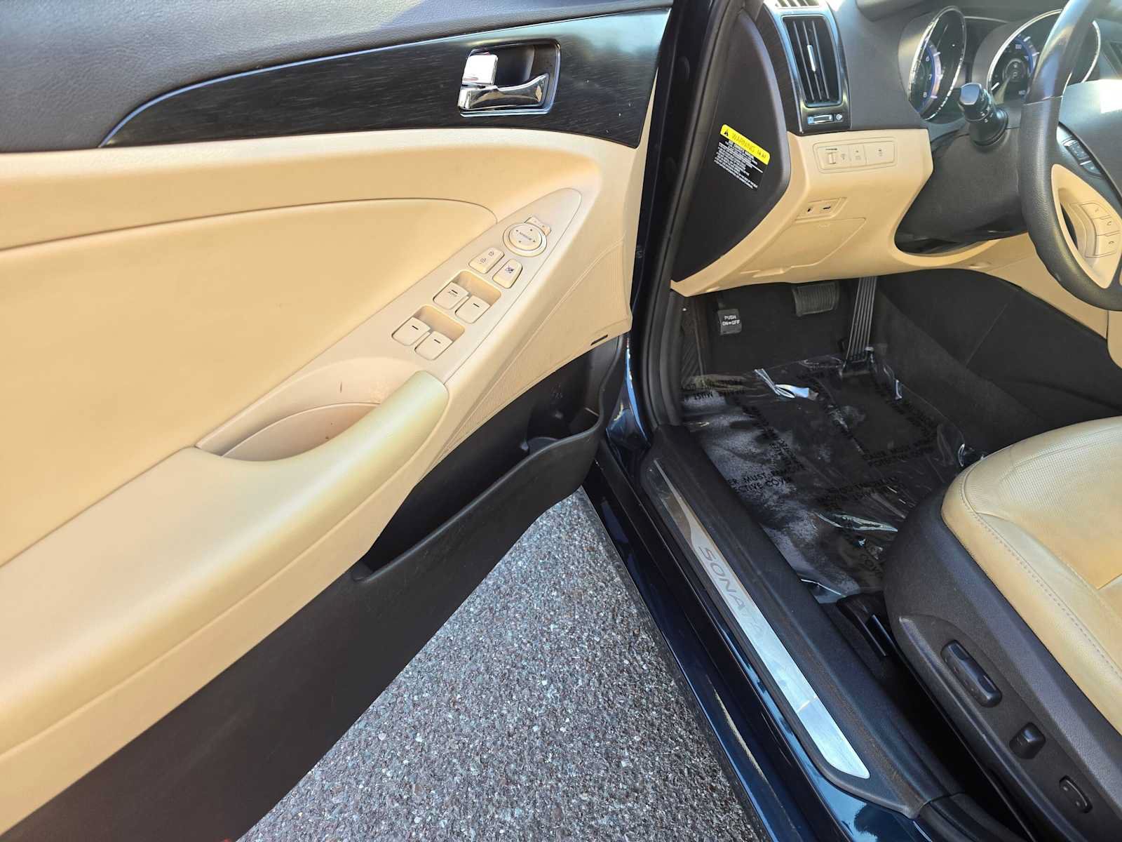 Used 2013 Hyundai Sonata Limited FWD image 20