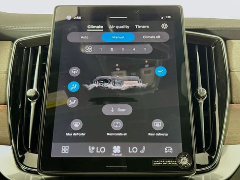 New 2026 Volvo XC90 T8 Plus w/ Protection Package Premier image 16