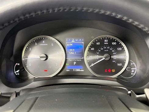 Used 2023 Lexus RC 300 RWD image 13