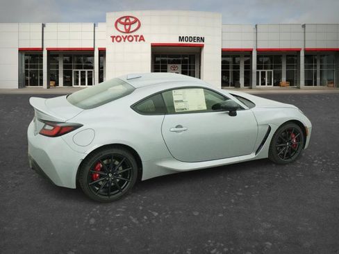 Used 2026 Toyota GR86 Premium w/ Performance Package RWD image 20