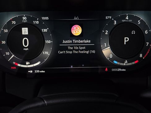 New 2025 Land Rover Range Rover SE image 32