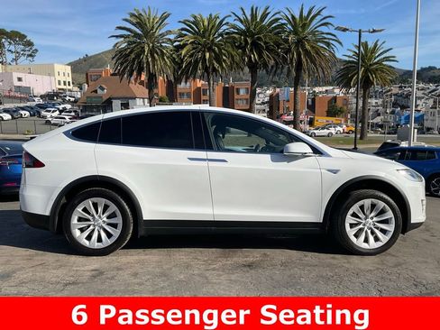Used 2016 Tesla Model X 90D image 3