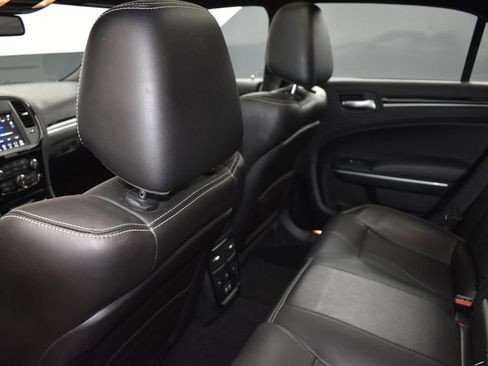 Used 2020 Chrysler 300 S w/ 300S Premium Group image 15