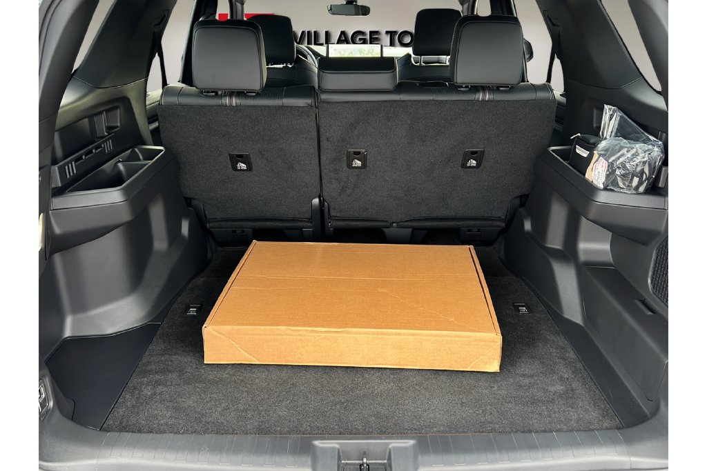Used 2025 Toyota 4Runner Limited RWD image 15