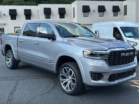 Certified 2025 RAM 1500 Tungsten w/ Off Road Group AWD/4WD image 3