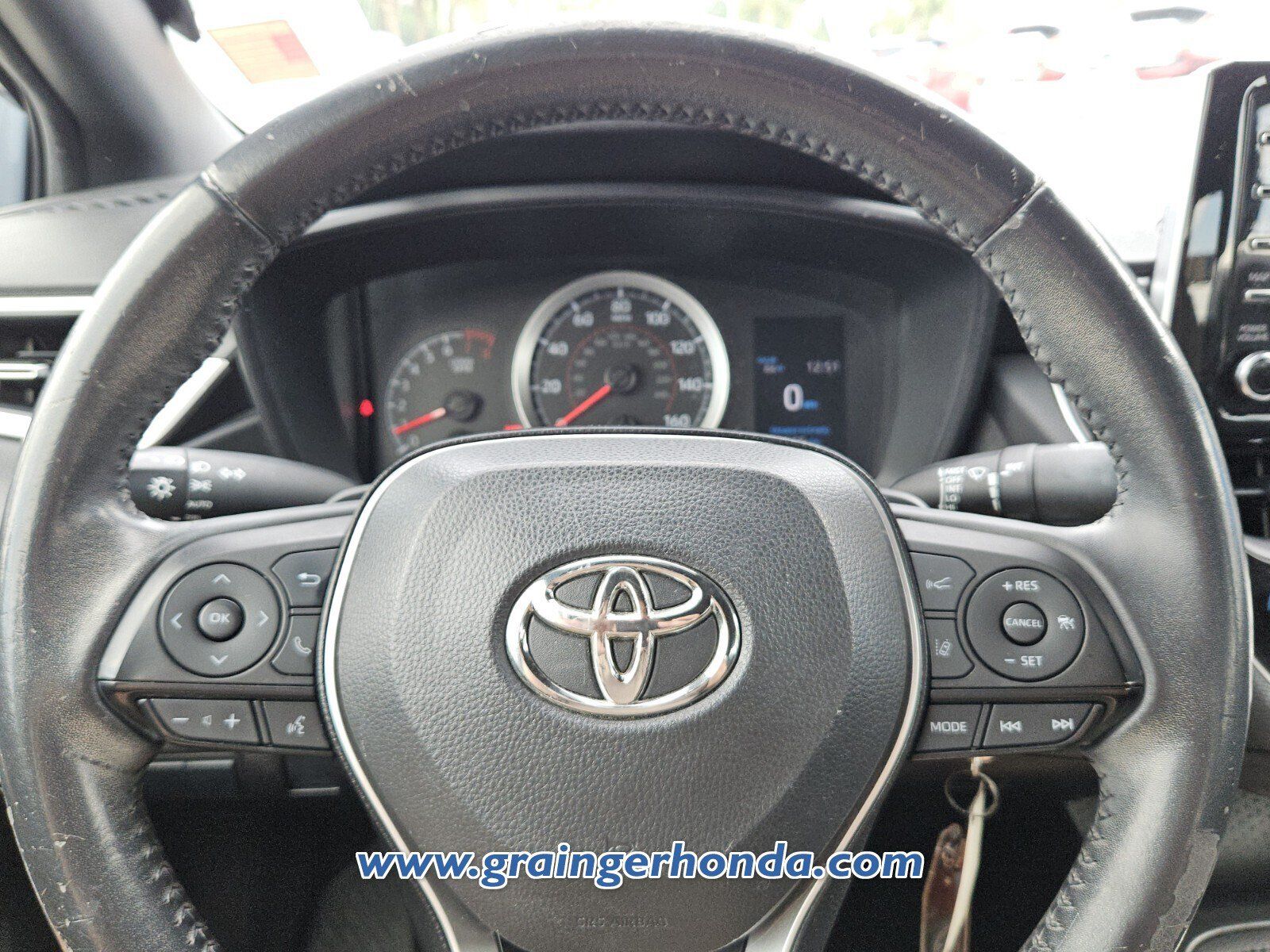 Used 2020 Toyota Corolla SE FWD image 18