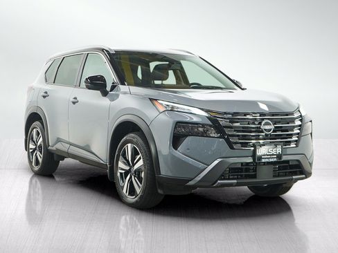 Used 2025 Nissan Rogue SL w/ SL Premium Package AWD/4WD image 7