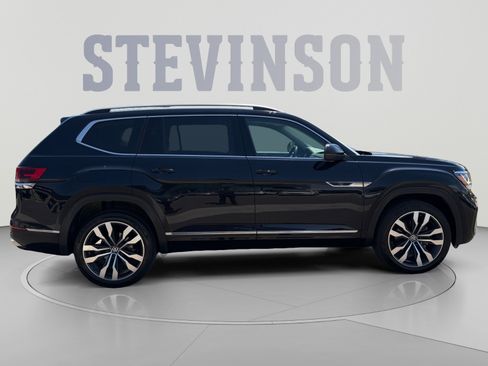 Used 2022 Volkswagen Atlas SEL Premium AWD/4WD image 6