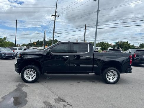 Used 2020 Chevrolet Silverado 1500 High Country w/ Technology Package AWD/4WD image 4
