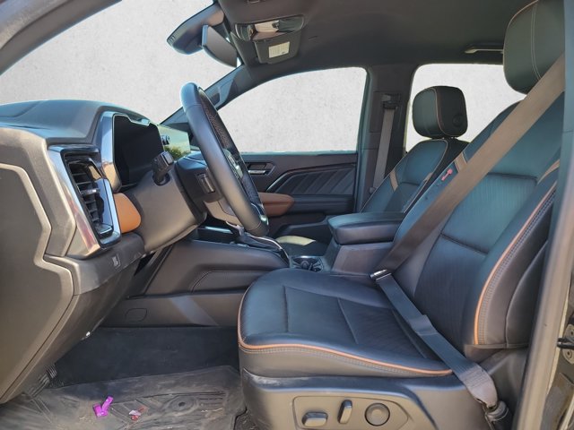 Used 2023 GMC Canyon AT4 w/ AT4 Premium Package AWD/4WD image 16