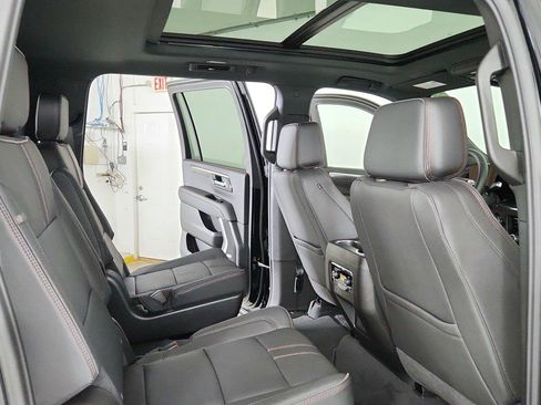 New 2026 Chevrolet Suburban RST w/ Comfort Package AWD/4WD image 30